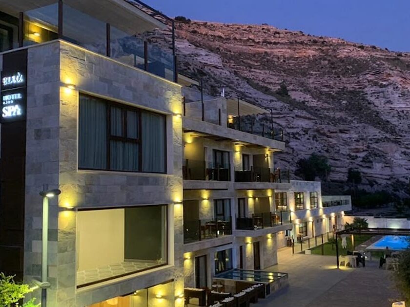 ESCAPADA ACTIVA MULTIAVENTURA ALCALÁ DEL JÚCAR