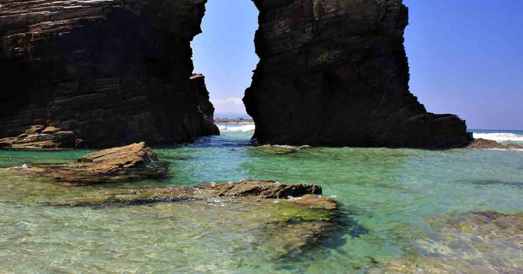 playasgallegascatedrales Las playas gallegas cercanas al Camino de Santiago